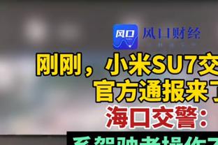 每体：巴萨对拉菲尼亚要价1亿美金，曼联沙特球队都想引进他